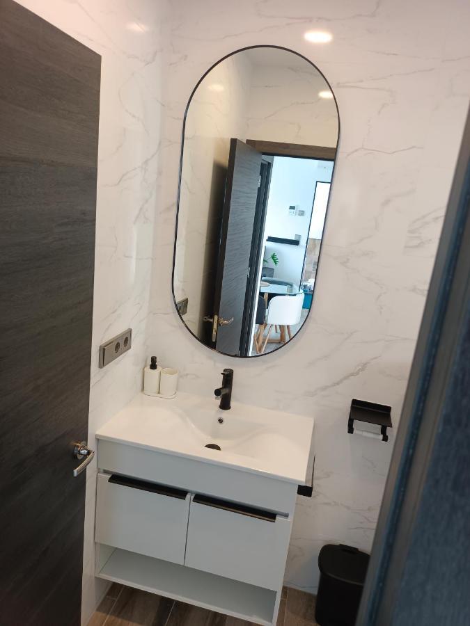 Appartamento Lebana Plaza Dario Facinas Esterno foto